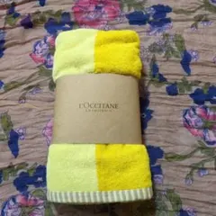 L'OCCITANE リバーシブルバスタオル