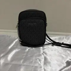 MICHAEL KORS ブラックショルダーバッグ
