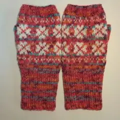 オパール毛糸、フェアアイル編み込みハンドウォーマー　手編み