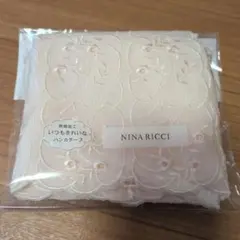 ⭐NINA RICCI 刺繍入りハンカチ 総レースのサムネイル