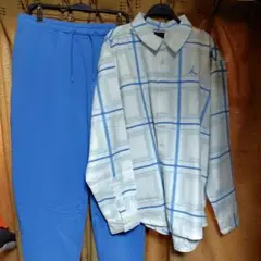 Item thumbnail for item 9957d091-aec8-4827-a24b-acb5a3f982cb