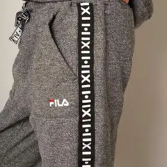 【FILA／フィラ】レディースサイドロゴテープスウェットパンツ