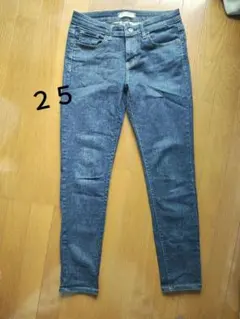 Item thumbnail for item b6846fde-5073-48f0-9345-5328fe9d4d9e