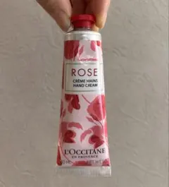 L'OCCITANE ローズ ハンドクリーム フレッシュフローラル 30ml