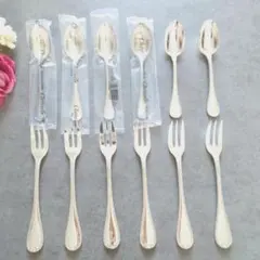 Item thumbnail for item 812500cb-a30e-4f43-a8db-7c9013bcd014