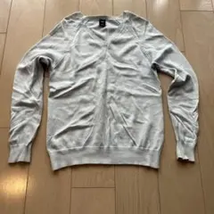 GAP ライトグレー Vネックセーター XS