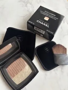 CHANEL デュオ　プードゥル　ルミエールのサムネイル