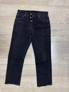 Levi's 501 ブラックデニム　W30 L28相当(カットオフ)