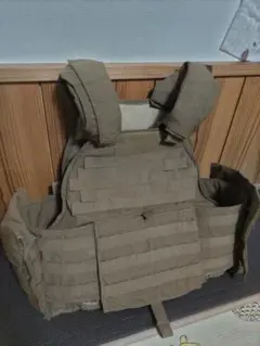 イーグル社製MBAVプレートキャリア　L 米軍実物 EAGLE MBAV プレートキャリア カーキ L/XL ソフト