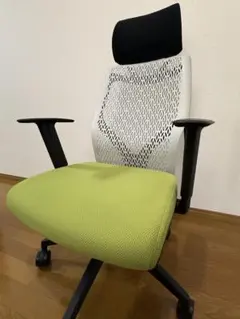 オカムラ Village(ビラージュ) 可動肘付 グリーン ヘッドレスト付