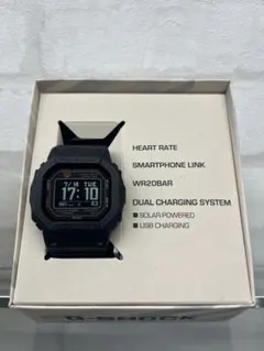 G-SHOCK G-SQUAD DW-H5600-1JRのサムネイル
