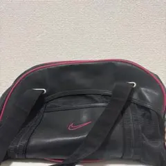 Nike スポーツバッグ ブラック/ピンク