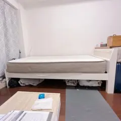 ニトリ　ホワイト すのこベッドのサムネイル