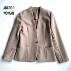 【極美品】ANCHOR WOMAN ノーカラージャケット　7号　ベージュ