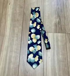 ネクタイ　幾何学模様　ペイズリー柄　レトロ　ヴィンテージ　ビジネス　スーツ　派手