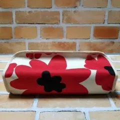 ★☆★ハンドメイド　ボックスティッシュカバー　北欧風　大きな花柄　レッド