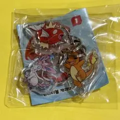ポケモン　韓国　ガチャ　アクリルキーリング　コイキング　ヒトカゲ　ニンフィアのサムネイル