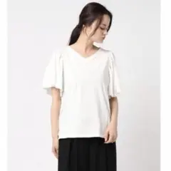 ★ Green Parks ★新品　フレアスリーブTシャツ　白　ホワイト　半袖のサムネイル