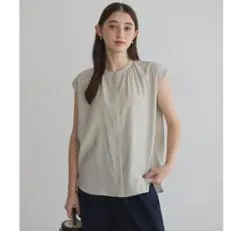 【美品】YECCA VECCA 半袖シャツ　フレンチスリーブ　イェッカヴェッカのサムネイル