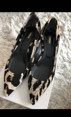 ピッピシック レオパードパンプス