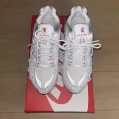 NIKE SHOX TL WHITE 23cm