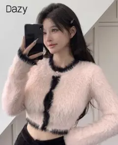 Dazy ファー風 クロップドセーター ピンク SHEIN