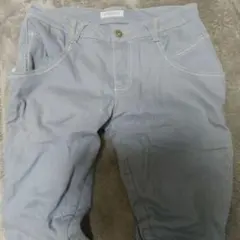ライトブルースリムフィット デニムパンツ 膝下シャーリング
