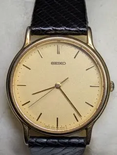SEIKO QUARTZ メンズ腕時計 ゴールドカラー5Y22-7070 - メルカリ