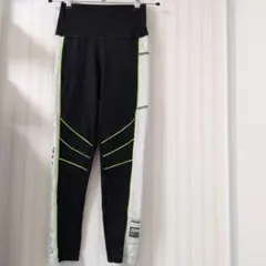 ZUMBA レギンス2枚セット（黒 XS）