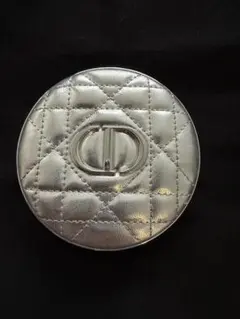 Dior Forever グロウルミナイザー 05 Blue Strobe