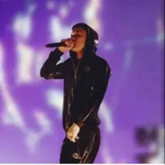 Yvngboi p着用 再販なしflyshitonly ベロアセットアップ - メルカリ