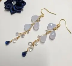 ナチュラルブルーカルセドニー、ムーンストーン、カイヤナイトピアス/イヤリング