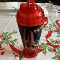 ケネディ宇宙センター 赤いカップ ストロー付き