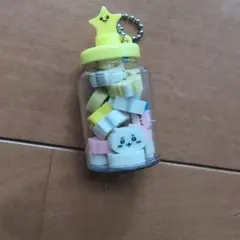 ちいかわ　つめつめ　消しゴム　ミニ消しゴム