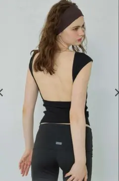 ALEXIA STAM バックオープン 半袖 トップス ブラックLのサムネイル
