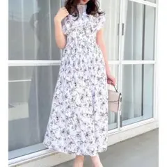 dazzlin フリルギャザープリーツワンピース