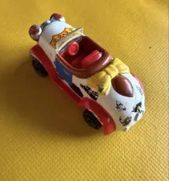 レア　トミカ ジェシー　オープンカー