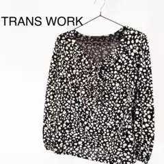 TRANS WORK トランスワーク　長袖　カットソー　トップス　総柄のサムネイル