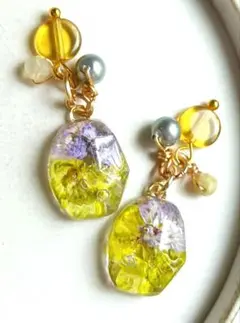 9441 フラワーレジン チェコ パール ビーズ イエローオパール パーツ