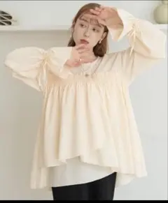 hinari アシメフリルブラウスのサムネイル