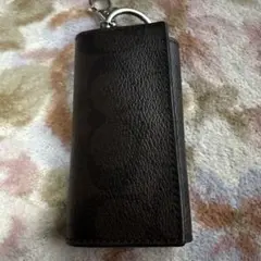 COACH キーケースのサムネイル