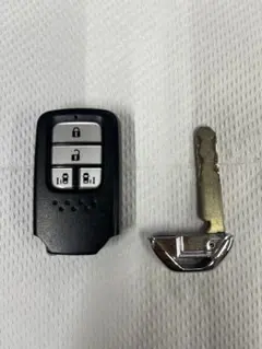 Item thumbnail for item 9233039d-9eb7-4a45-878d-2fbba4b2bc16