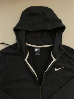 Nike ブラック フルジップパーカー　L