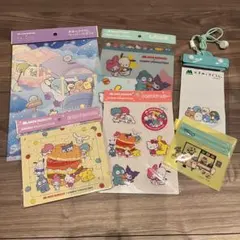 モスバーガー　サンリオ　すみっコぐらし　カナヘイ　ワイワイ　おもちゃ