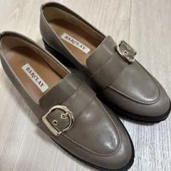 BARCLAY バークレー ローファー パンプス グレージュ 23cmのサムネイル