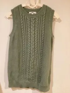 ⭐️新品未使用⭐️UNIQLO ニットベスト