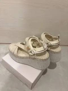Chloé サンダル 厚底 ホワイトのサムネイル
