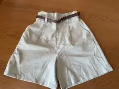 【サイズ140】ベルト付き　ナチュラルグリーン　ショートパンツ　フォーマルにも！