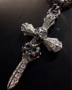 ビルウォールレザー マスタートリプルスカルクロスペンダント ジルコニアパヴェ
