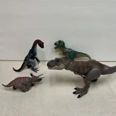 恐竜フィギュア 4体セット